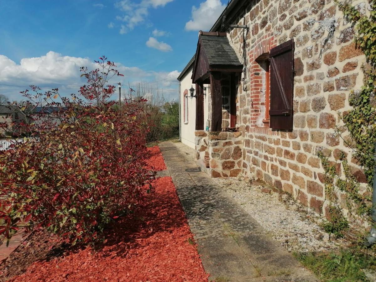 Le Petit Verger, 1 Impasse De La Fenouillere 61330 Céaucé Exteriör bild